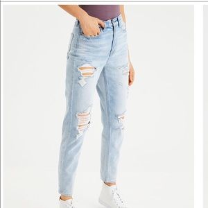 American eagle mom jeans